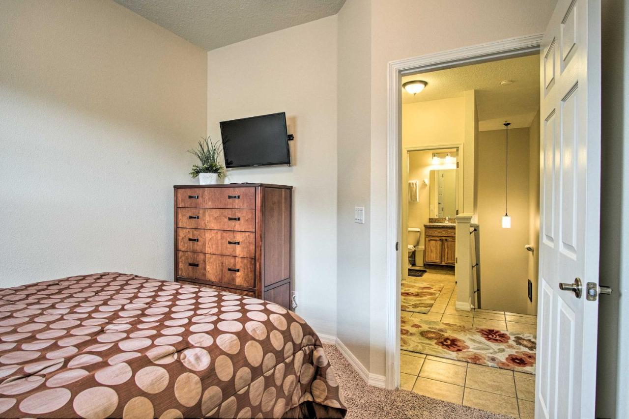 Quiet Condo With Balcony About 2 Miles To Disney World! オーランド エクステリア 写真